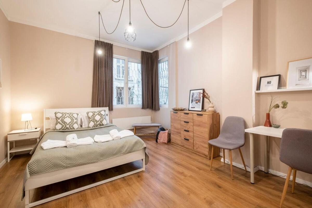 Top Centre 1 Bedroom Apt Next To Vitosha Blvd. صوفيا المظهر الخارجي الصورة