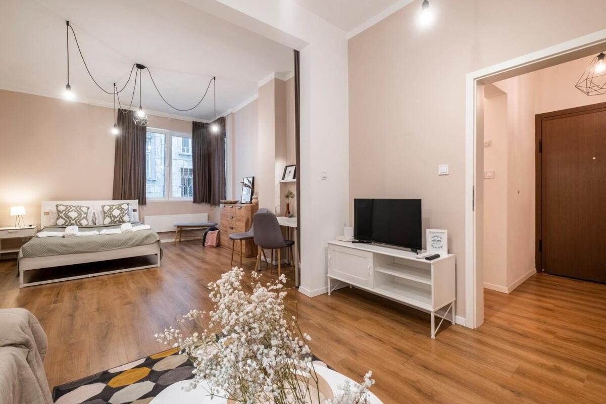 Top Centre 1 Bedroom Apt Next To Vitosha Blvd. صوفيا المظهر الخارجي الصورة