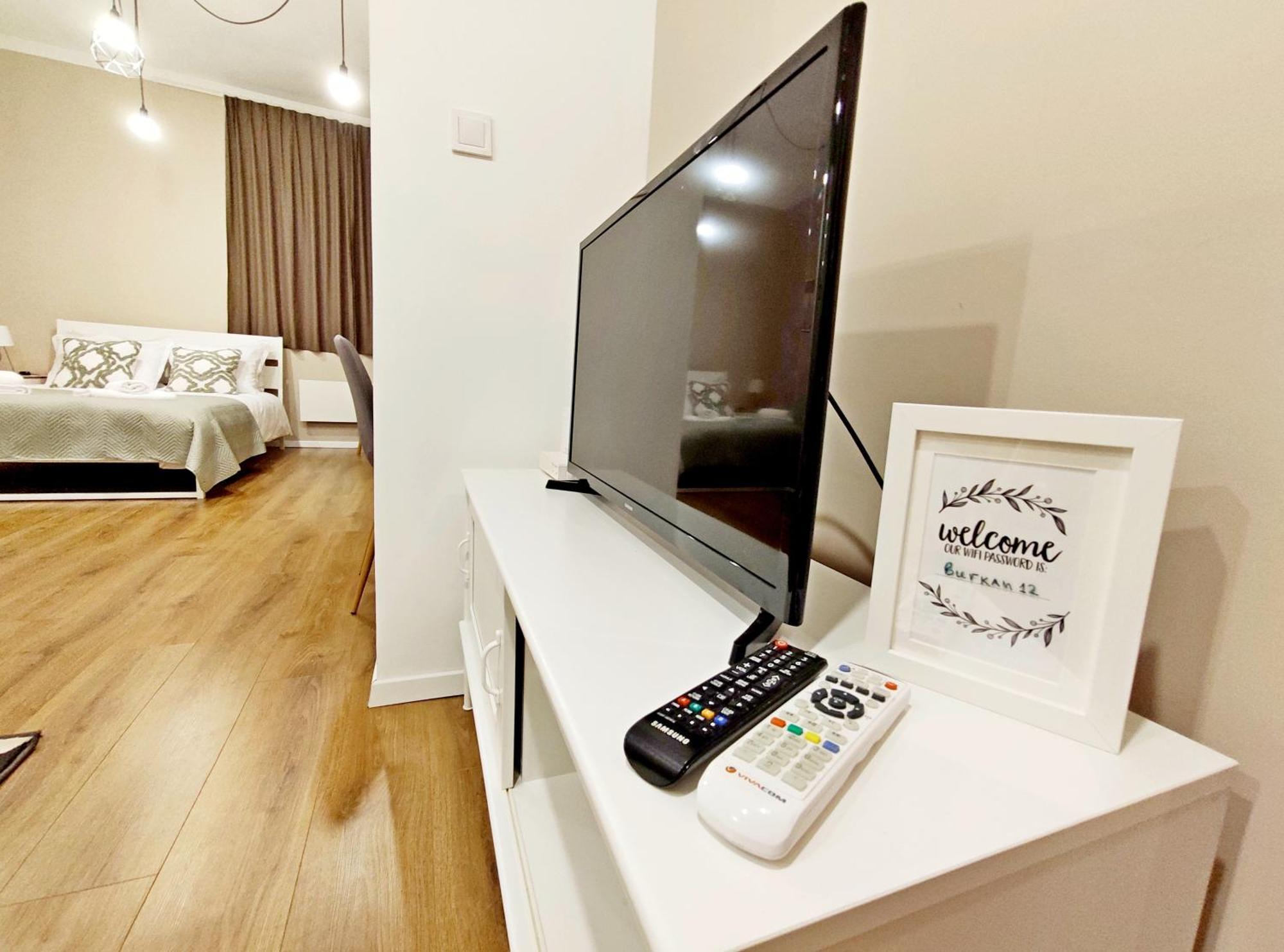 Top Centre 1 Bedroom Apt Next To Vitosha Blvd. صوفيا المظهر الخارجي الصورة